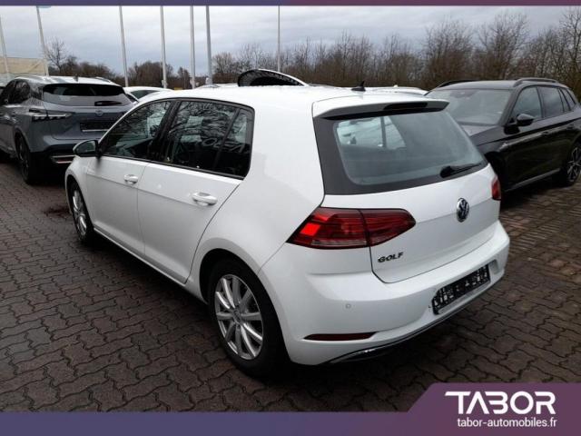 Volkswagen Golf image 6
