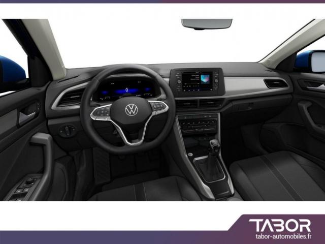 Volkswagen T-Roc image 3