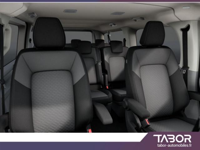 Volkswagen Caravelle image 2