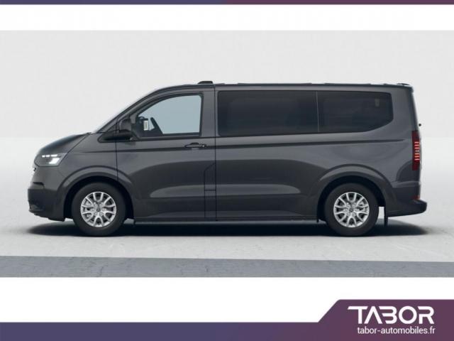 Volkswagen Caravelle image 8
