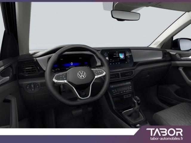 Volkswagen T-Cross image 2