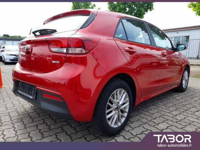 Kia Rio image 1