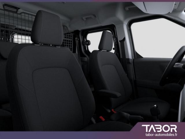 Ford Transit Courier image 6