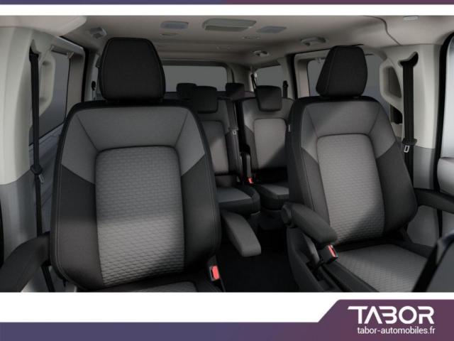 Volkswagen Caravelle image 9