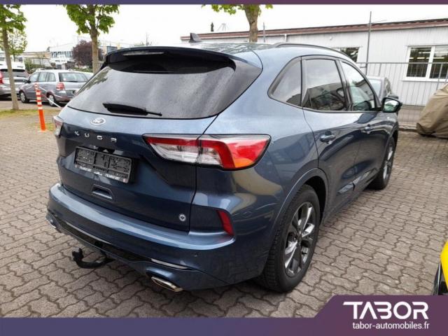 Ford Kuga image 9