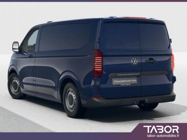 Volkswagen Transporter image 8