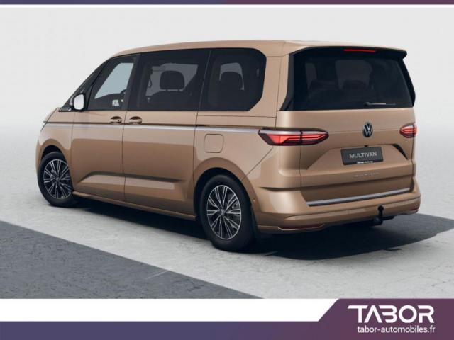 Volkswagen Multivan image 8