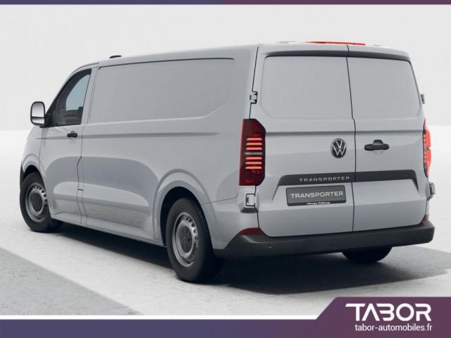 Volkswagen Transporter image 8