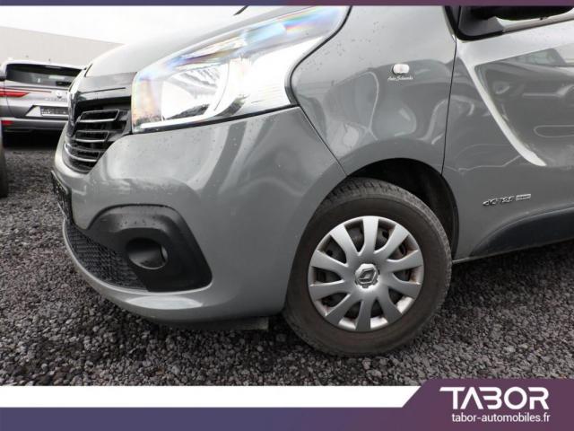 Renault Trafic image 4