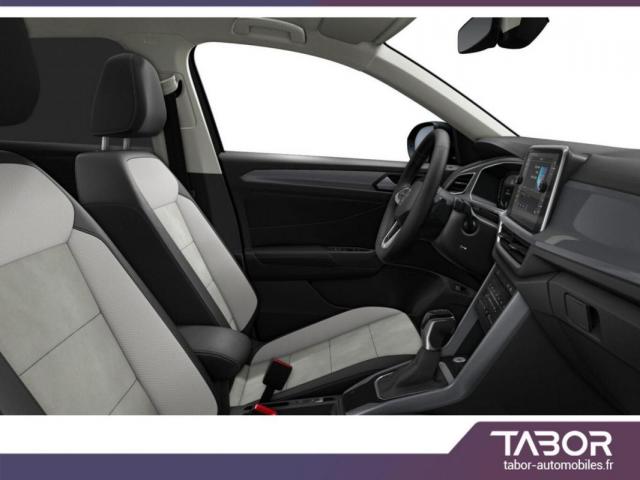 Volkswagen T-Roc image 2