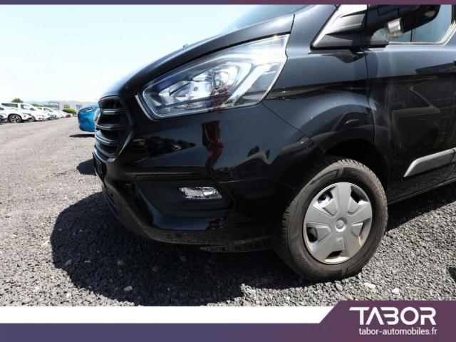 Ford Transit Custom image 3