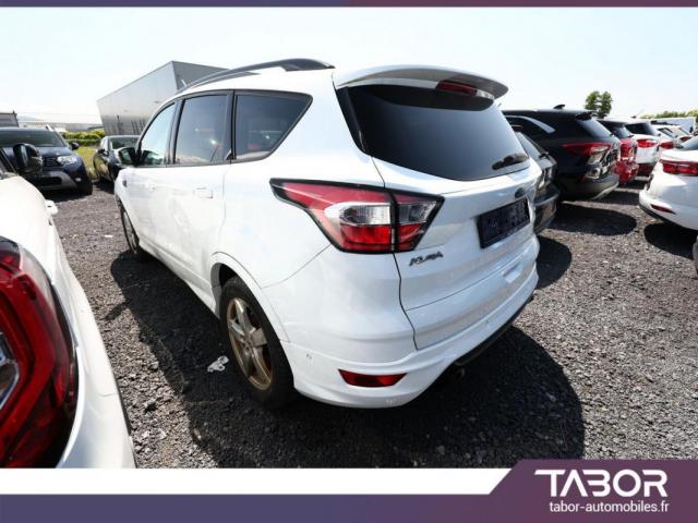 Ford Kuga image 2