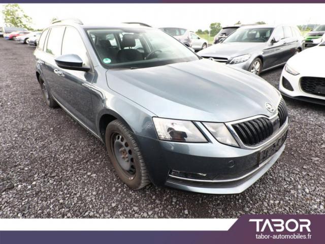 Skoda Octavia image 8