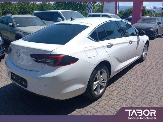 Opel Insignia image 1