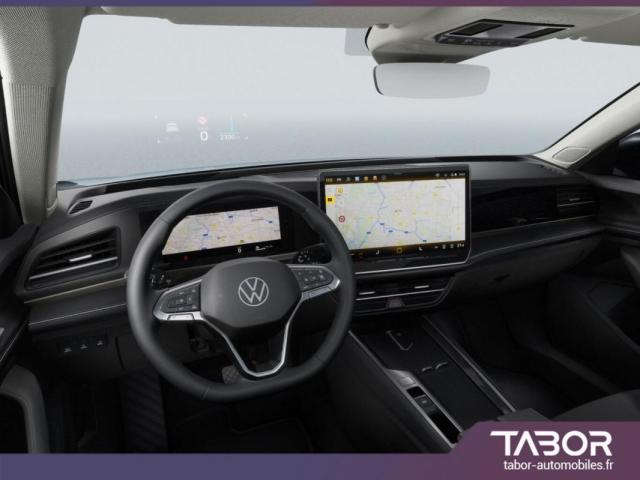 Volkswagen Passat image 9