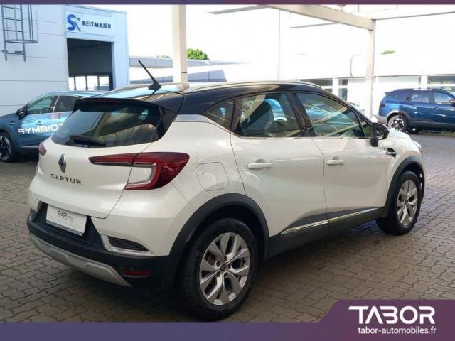 Renault Captur image 2