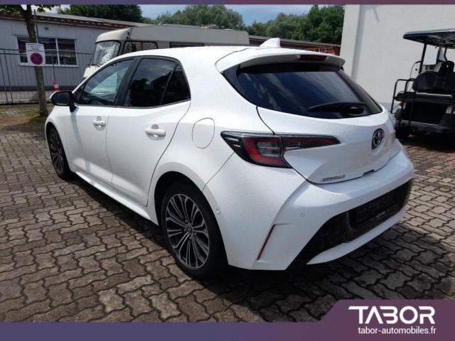 Toyota Corolla image 2