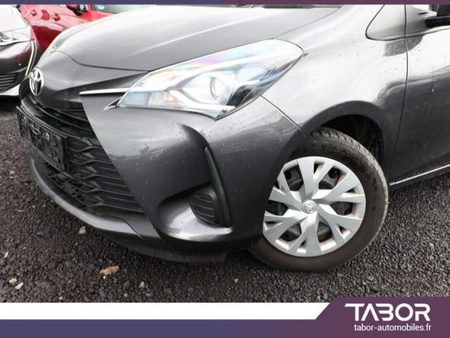 Toyota Yaris image 2