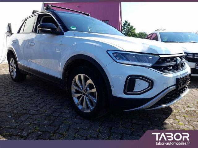 Volkswagen T-Roc image 6