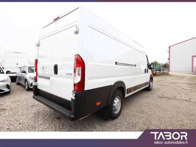 Peugeot Boxer image 9