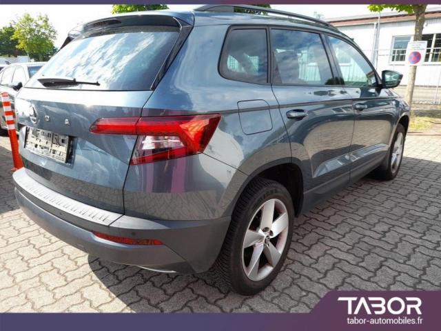 Skoda Karoq image 8