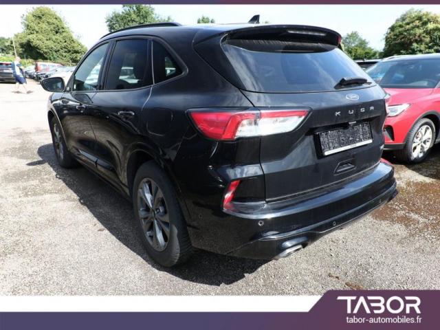 Ford Kuga image 2