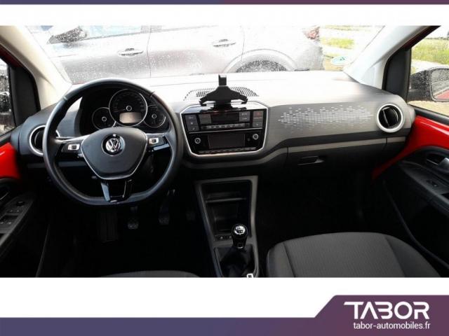 Volkswagen Up! image 2