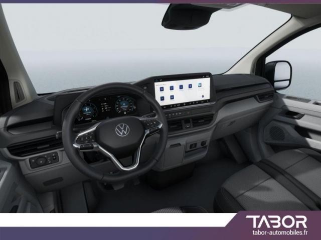 Volkswagen Transporter image 8