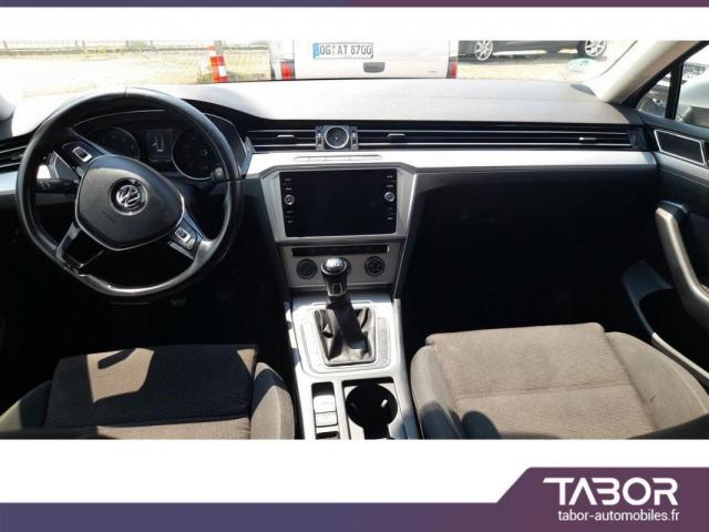 Volkswagen Passat image 7
