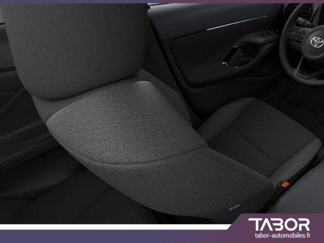 Toyota Yaris Cross image 3
