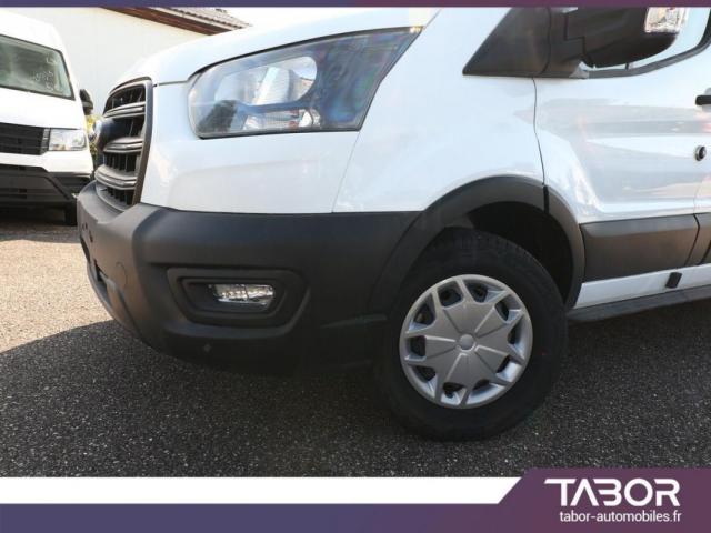 Ford Transit image 3