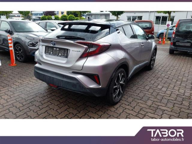 Toyota C-Hr image 9