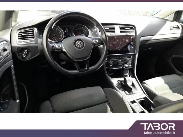Volkswagen Golf image 6