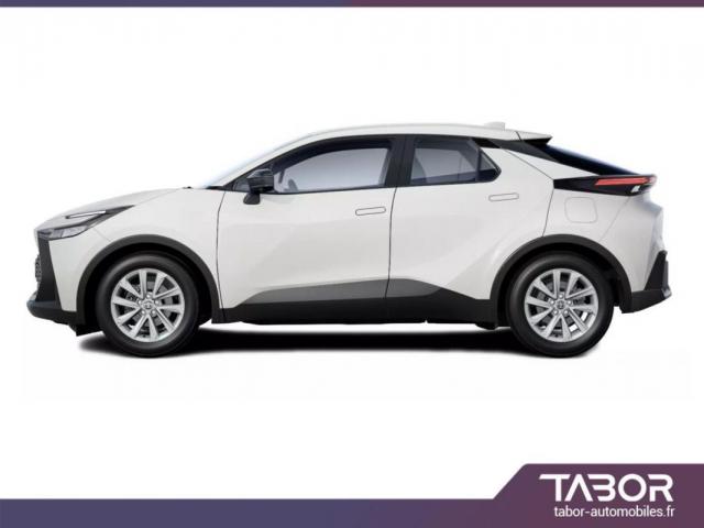 Toyota C-Hr image 2