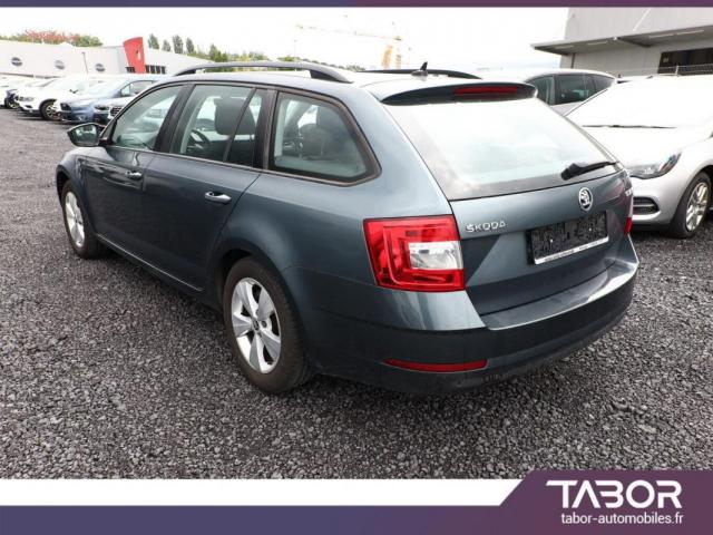 Skoda Octavia image 5
