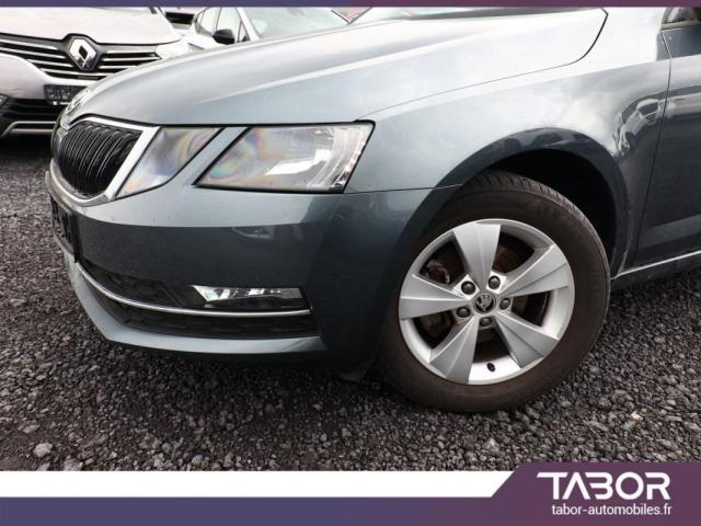 Skoda Octavia image 1
