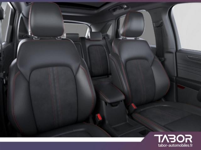 Ford Kuga image 8