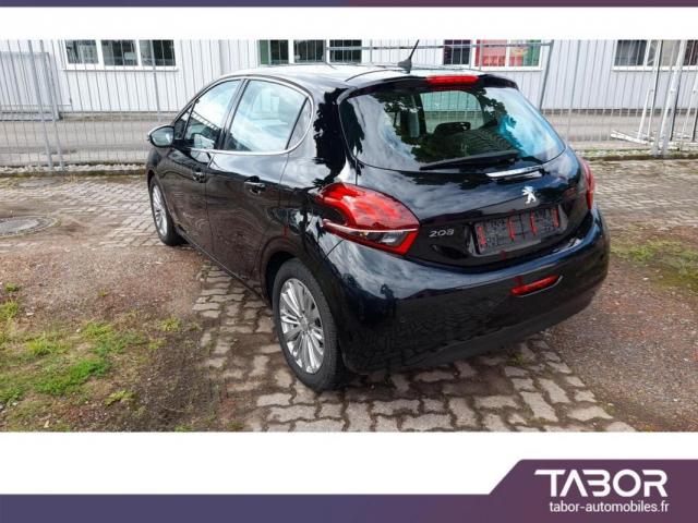 Peugeot 208 image 3