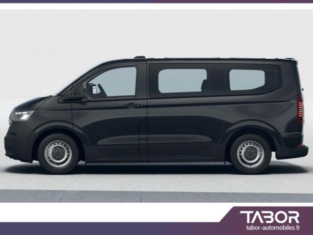 Volkswagen T7 Kombi image 2