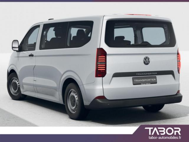 Volkswagen T7 Kombi image 9