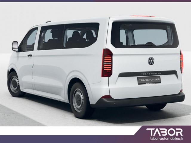 Volkswagen T7 Kombi image 6
