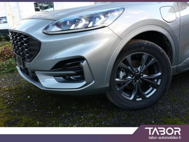 Ford Kuga image 3