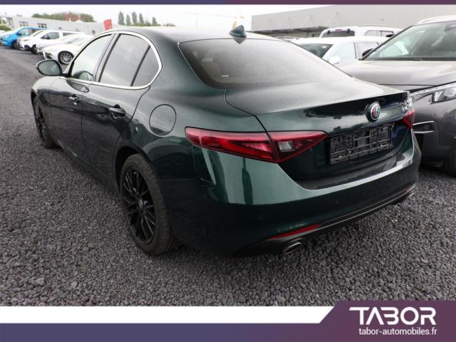 Alfa Romeo Giulia image 4
