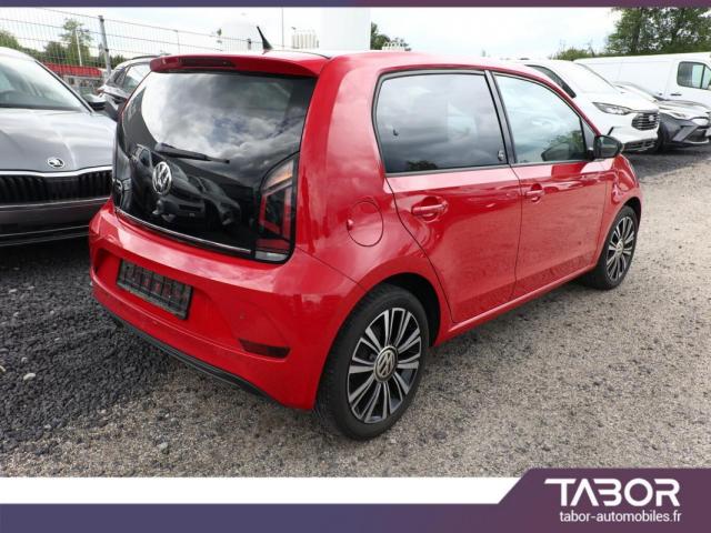 Volkswagen Up! image 8