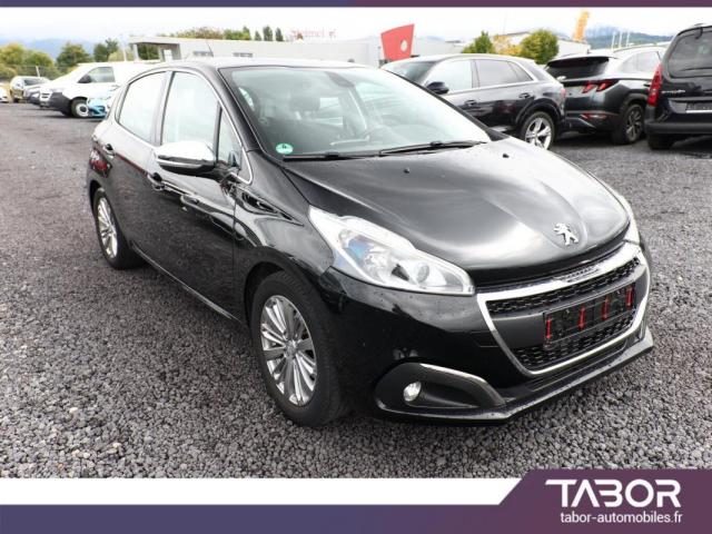 Peugeot 208 image 5