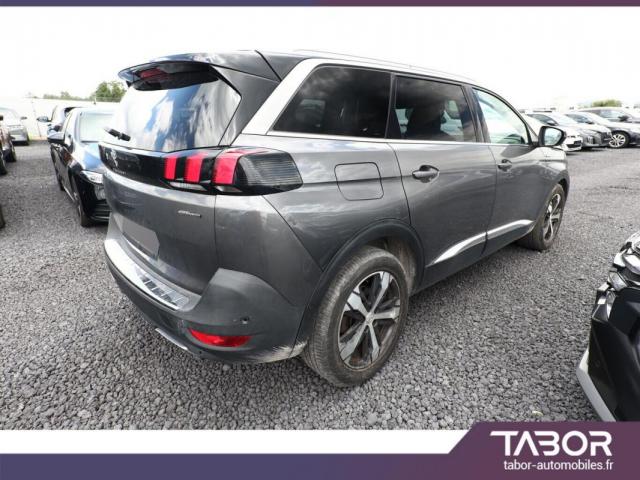 Peugeot 5008 image 1