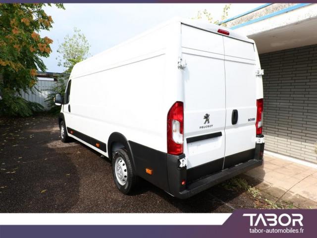 Peugeot Boxer image 1