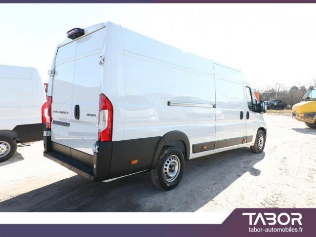 Peugeot Boxer image 3