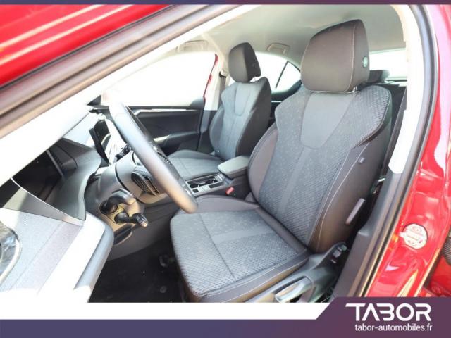 Skoda Octavia image 2