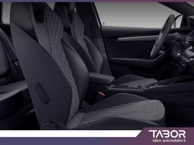 Skoda Octavia image 7